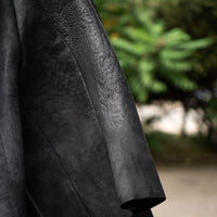 J05 raglan jacket in black reverse horse culatta