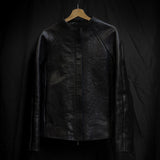 J05 in black horse shoulder