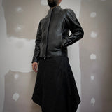 J05 in black horse shoulder