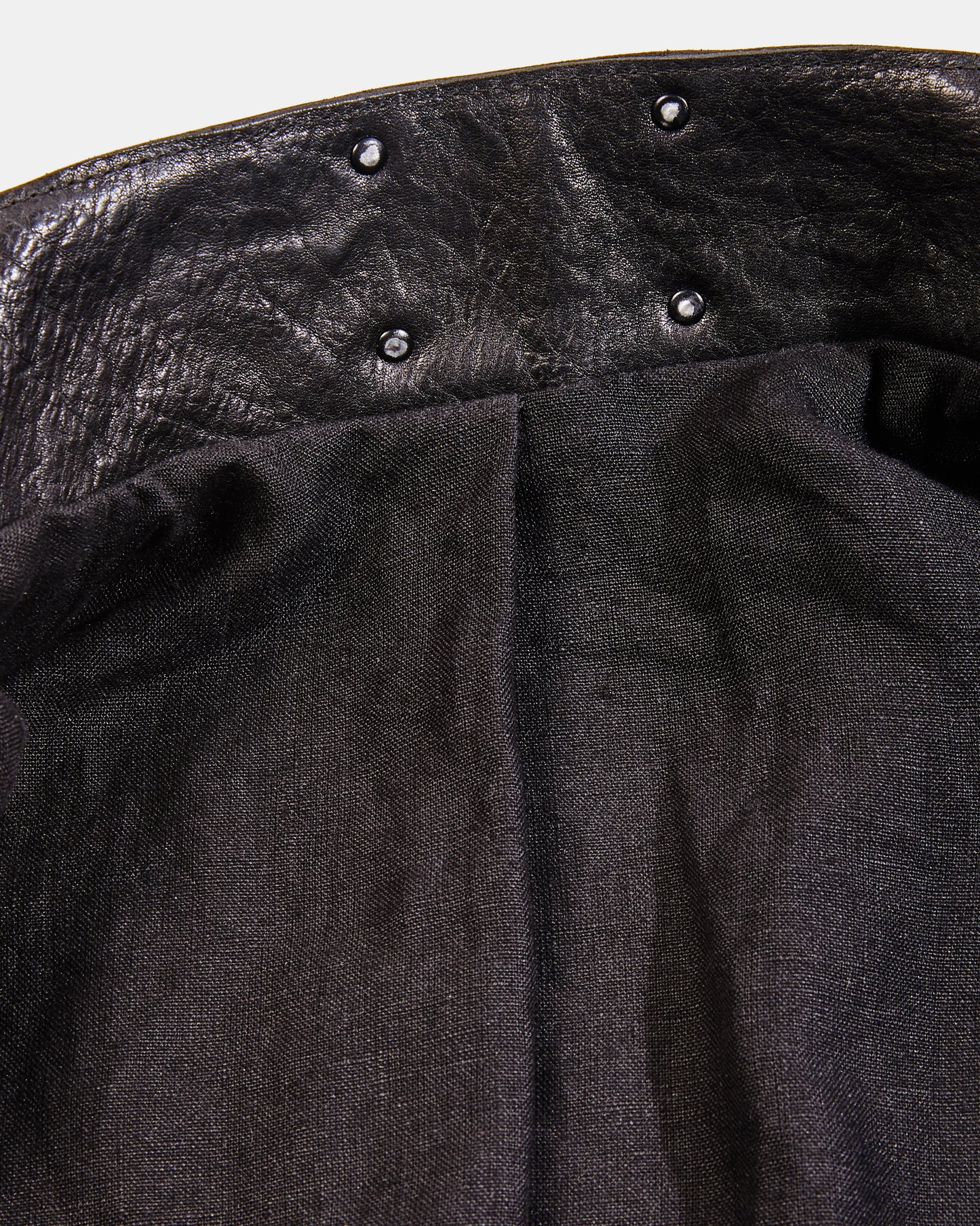 J03 Black Horse Shoulder Racer